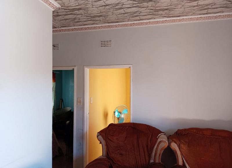 2 Bedroom Property for Sale in Galeshewe Village Northern Cape